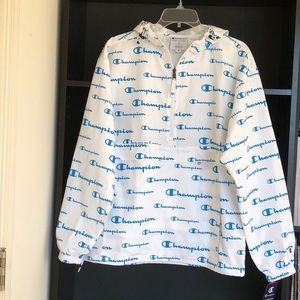 NEW Champion Solid Script Packable Jacket